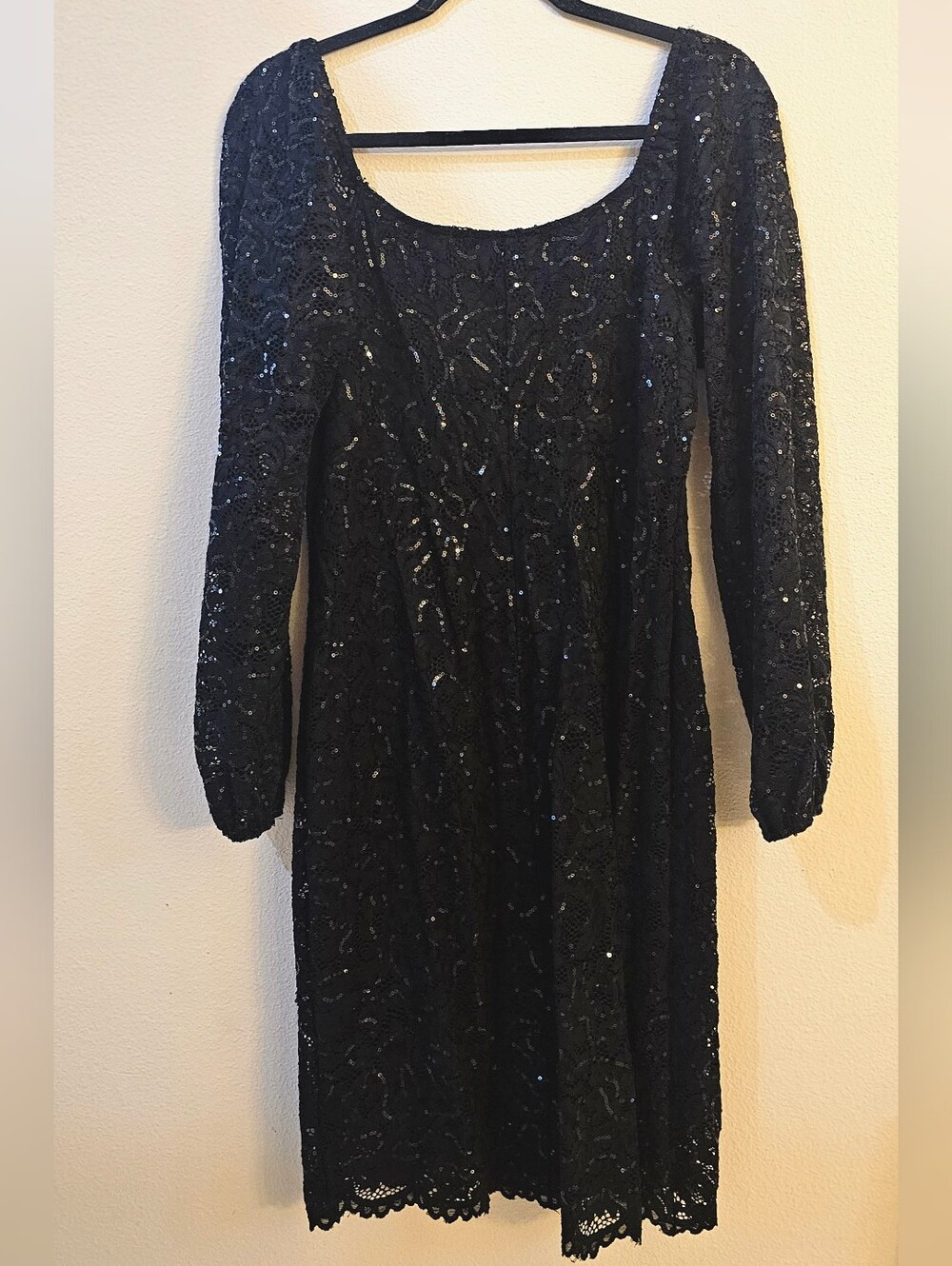 Black Long-Sleeve Sequin Lace Cocktail Dress